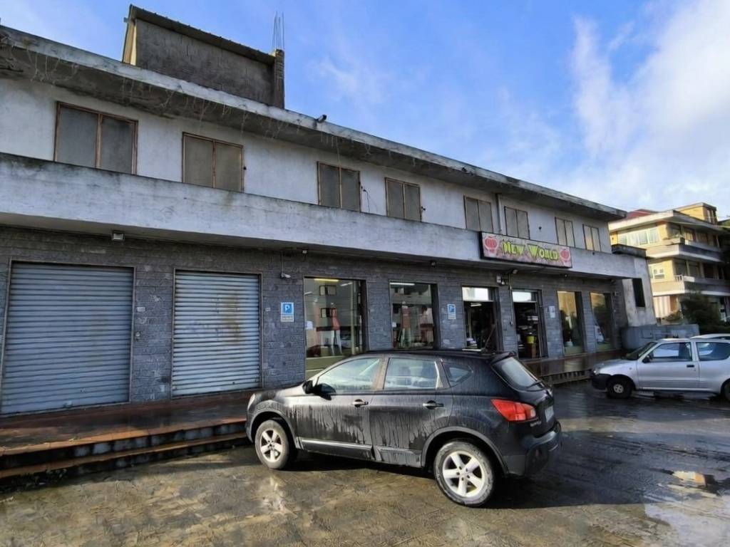 intera palazzina in vendita a Quartu Sant'Elena