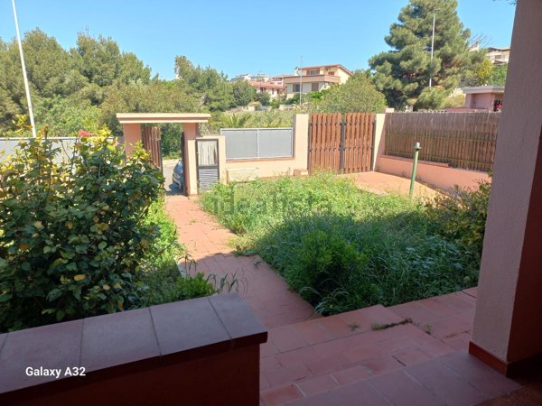 casa indipendente in vendita a Quartu Sant'Elena in zona Margine Rosso