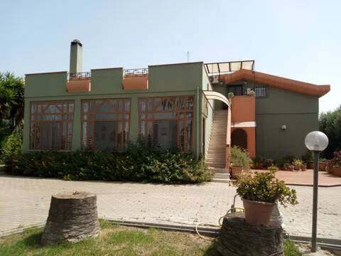 casa indipendente in vendita a Quartu Sant'Elena in zona Pitz'e Serra