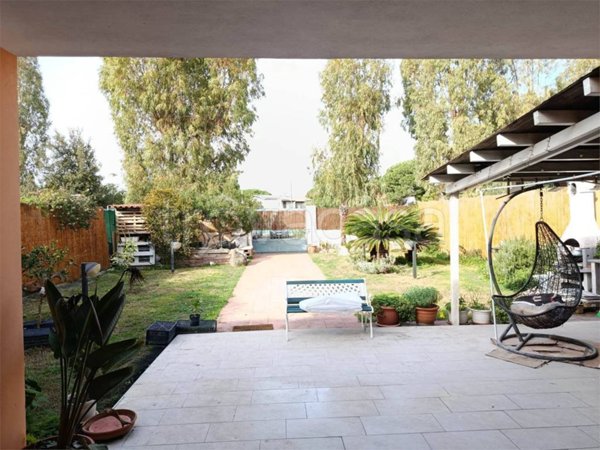 casa indipendente in vendita a Quartu Sant'Elena in zona Capitana