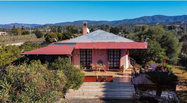 casa indipendente in vendita a Quartu Sant'Elena