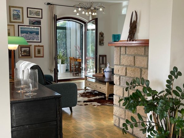 casa indipendente in vendita a Quartu Sant'Elena in zona Margine Rosso