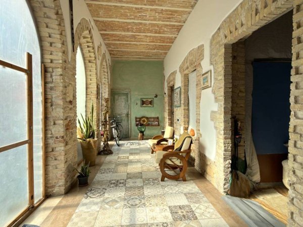 casa indipendente in vendita a Quartu Sant'Elena in zona Centro Storico