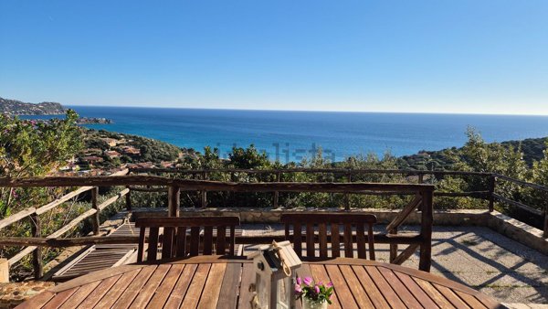 casa indipendente in vendita a Quartu Sant'Elena