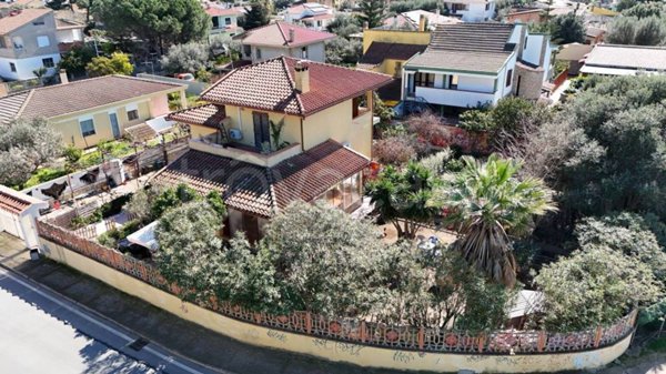 casa indipendente in vendita a Quartu Sant'Elena in zona Margine Rosso