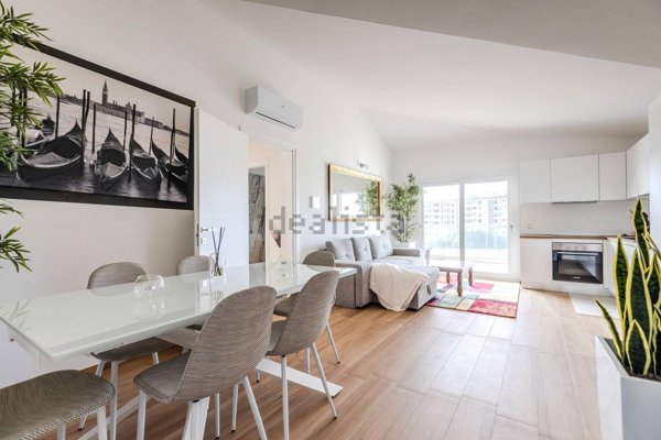 appartamento in vendita a Quartu Sant'Elena in zona Quartello