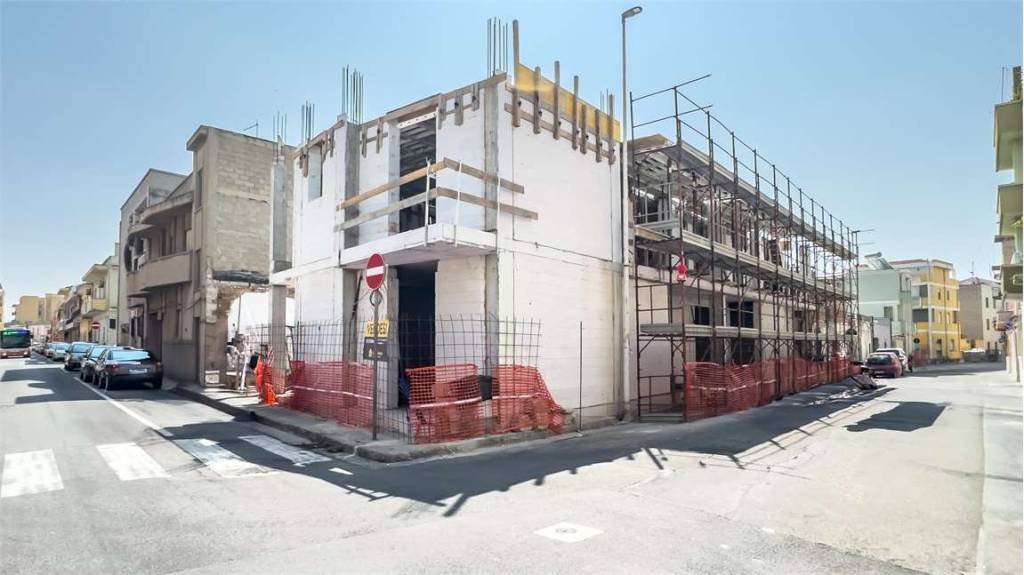 appartamento in vendita a Quartu Sant'Elena in zona Centro Storico