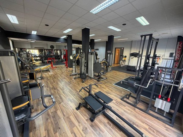 negozio in vendita a Quartu Sant'Elena