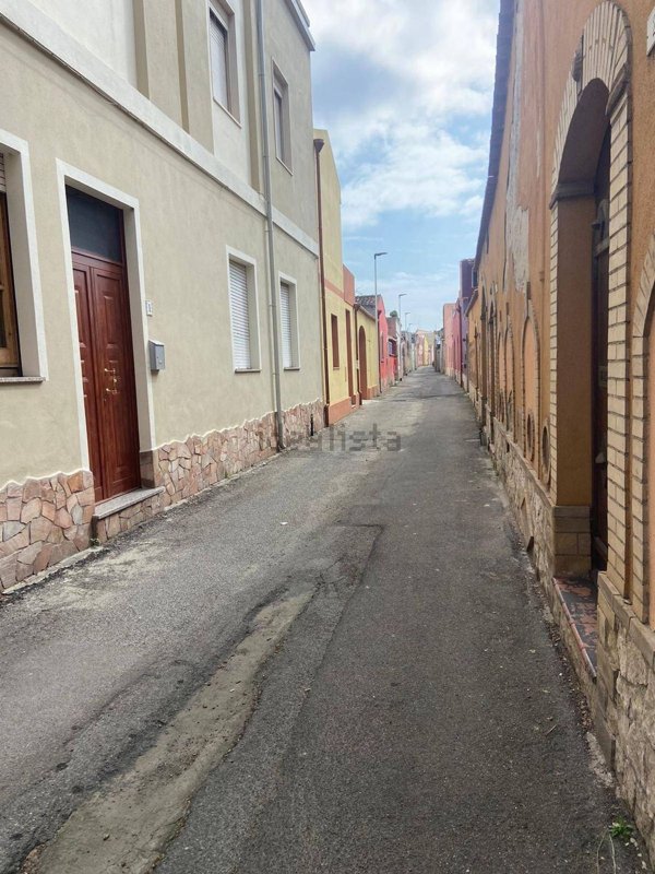 appartamento in vendita a Quartu Sant'Elena in zona Centro Storico