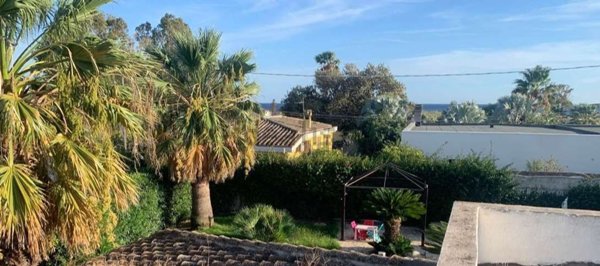 casa indipendente in vendita a Quartu Sant'Elena