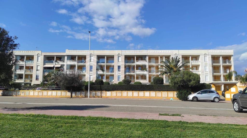 appartamento in vendita a Quartu Sant'Elena in zona Quartello