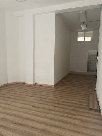 negozio in vendita a Quartu Sant'Elena