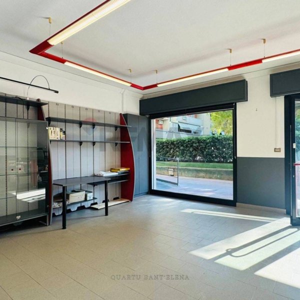 locale commerciale in vendita a Quartu Sant'Elena in zona Pitz'e Serra