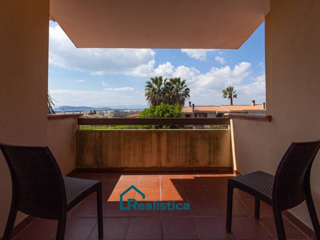 casa indipendente in vendita a Quartu Sant'Elena in zona Margine Rosso