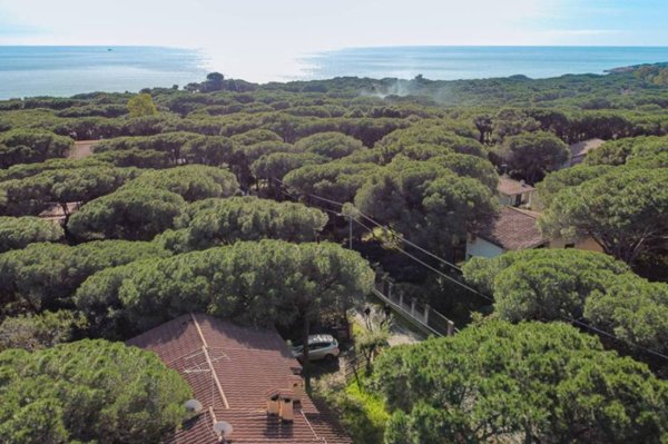 casa indipendente in vendita a Quartu Sant'Elena in zona Litorale