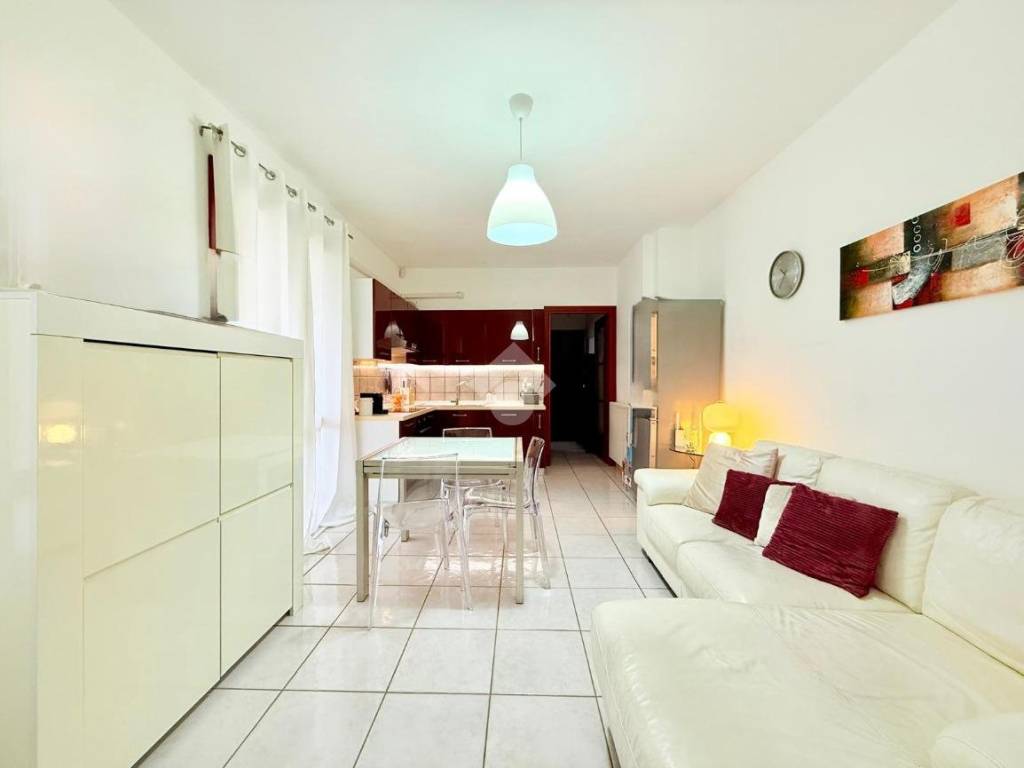 appartamento in vendita a Quartu Sant'Elena in zona Quartello