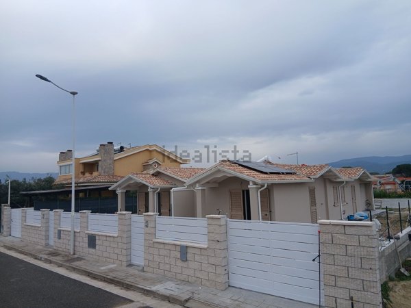 casa indipendente in vendita a Quartu Sant'Elena in zona Flumini di Quartu