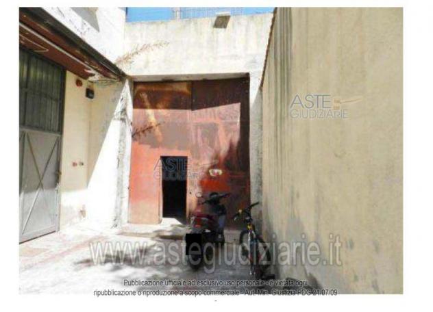 locale commerciale in vendita a Quartu Sant'Elena