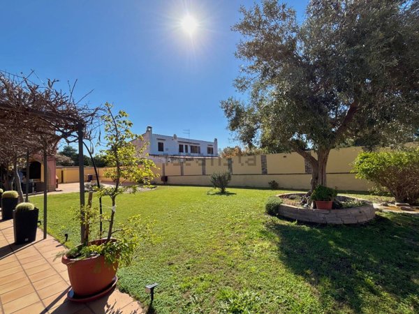 casa indipendente in vendita a Quartu Sant'Elena in zona Litorale