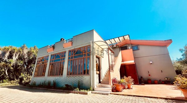 casa indipendente in vendita a Quartu Sant'Elena in zona Pitz'e Serra