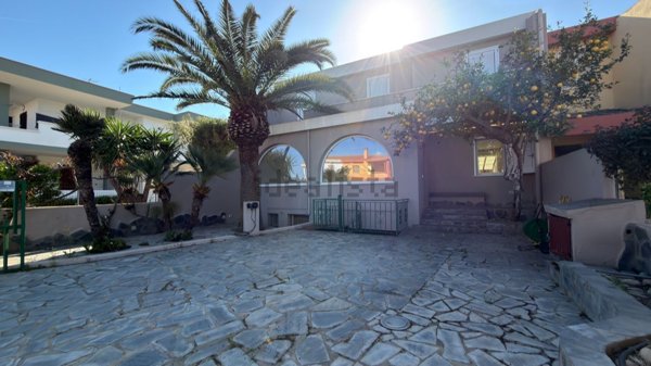 casa indipendente in vendita a Quartu Sant'Elena