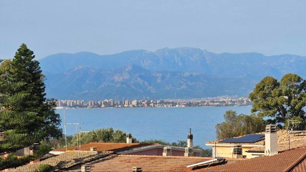 casa indipendente in vendita a Quartu Sant'Elena in zona Foxi