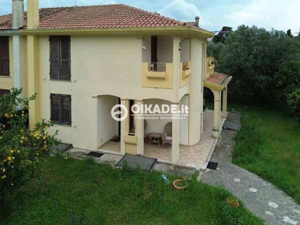 casa indipendente in vendita a Quartu Sant'Elena in zona Foxi