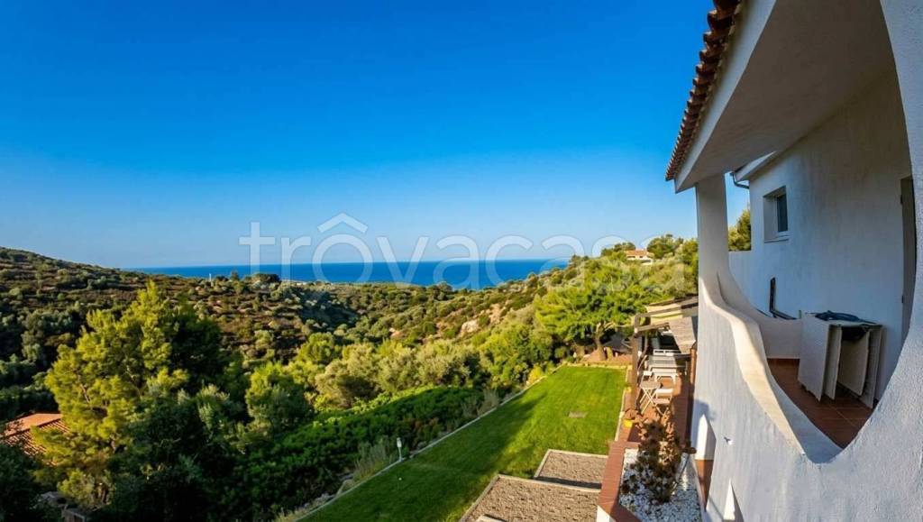 casa indipendente in vendita a Quartu Sant'Elena