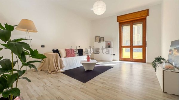 appartamento in vendita a Quartu Sant'Elena in zona Centro Storico