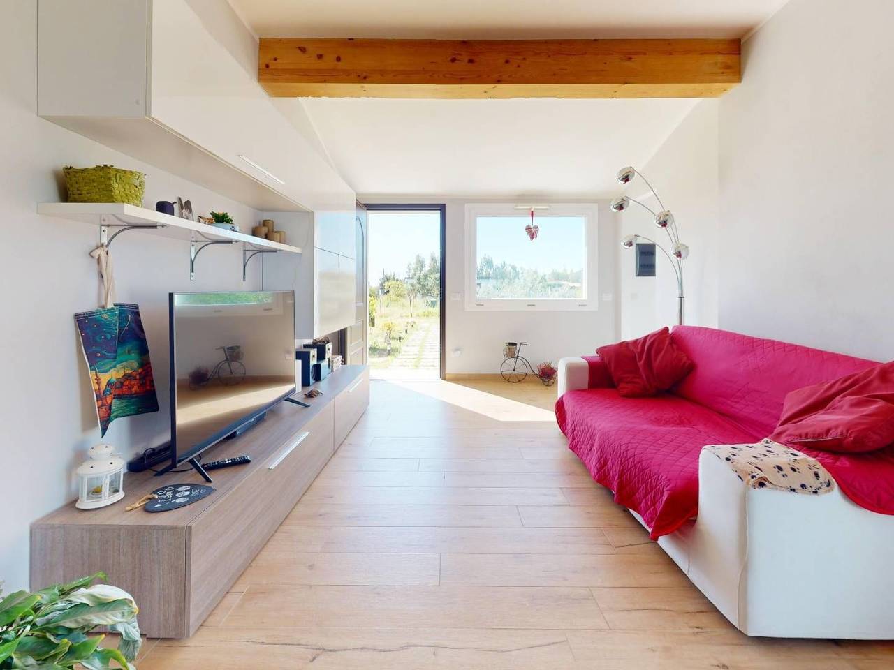 casa indipendente in vendita a Quartu Sant'Elena in zona Litorale