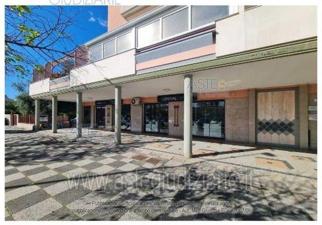 ufficio in vendita a Quartu Sant'Elena