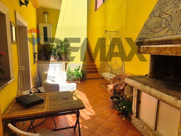 appartamento in vendita a Quartu Sant'Elena in zona Centro Storico