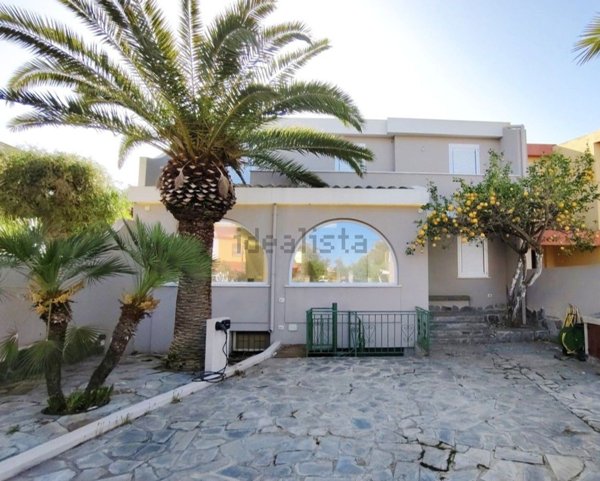 casa indipendente in vendita a Quartu Sant'Elena in zona Foxi
