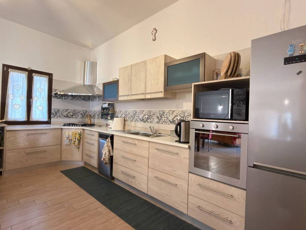 casa indipendente in vendita a Quartu Sant'Elena in zona Centro Storico