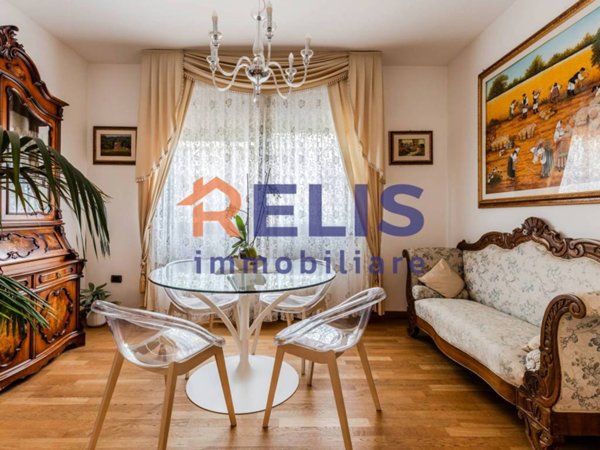 casa indipendente in vendita a Quartu Sant'Elena in zona Margine Rosso