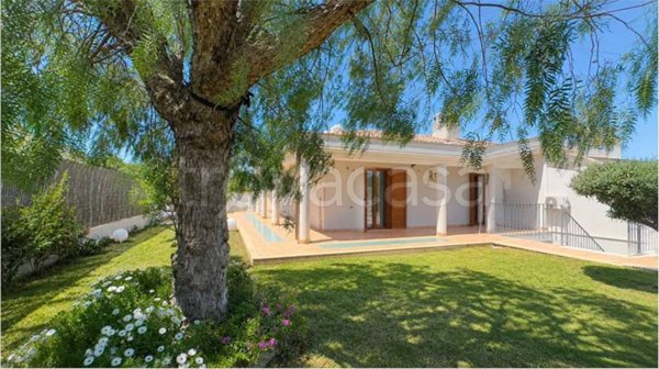 casa indipendente in vendita a Quartu Sant'Elena in zona Foxi