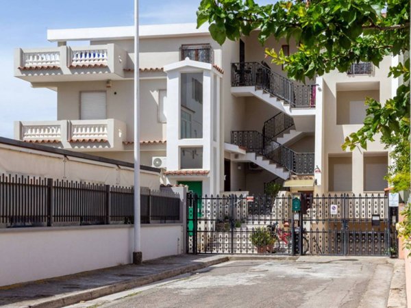 casa indipendente in vendita a Quartu Sant'Elena in zona Poetto di Quartu