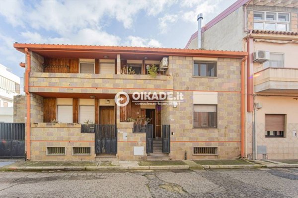 casa indipendente in vendita a Quartu Sant'Elena in zona Centro Storico
