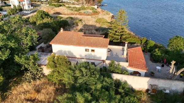 casa indipendente in vendita a Quartu Sant'Elena in zona Litorale