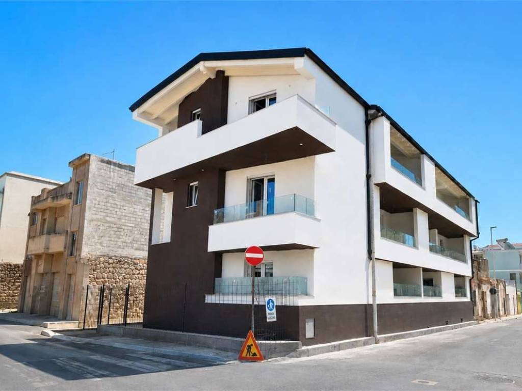 appartamento in vendita a Quartu Sant'Elena in zona Centro Storico