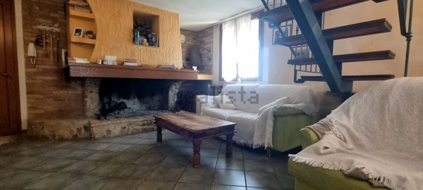 casa indipendente in vendita a Quartu Sant'Elena in zona Niu Crobu