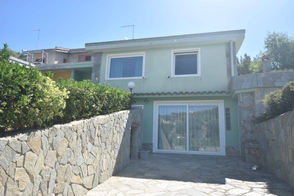casa indipendente in vendita a Quartu Sant'Elena in zona Niu Crobu