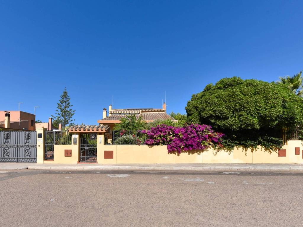 casa indipendente in vendita a Quartu Sant'Elena in zona Sant'Andrea