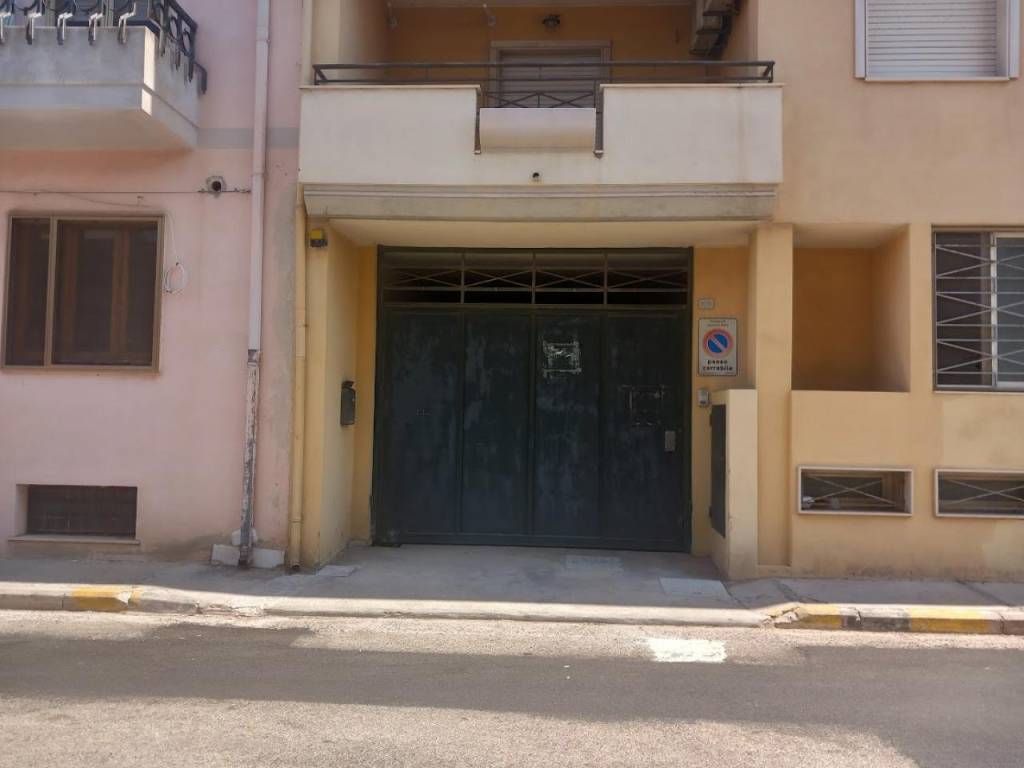 locale commerciale in vendita a Quartu Sant'Elena