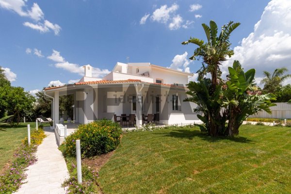 casa indipendente in vendita a Quartu Sant'Elena in zona Capitana