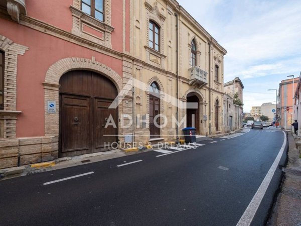intera palazzina in vendita a Quartu Sant'Elena