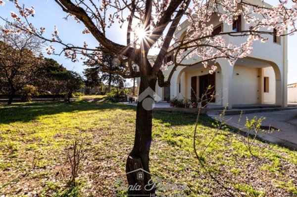 casa indipendente in vendita a Quartu Sant'Elena in zona Niu Crobu