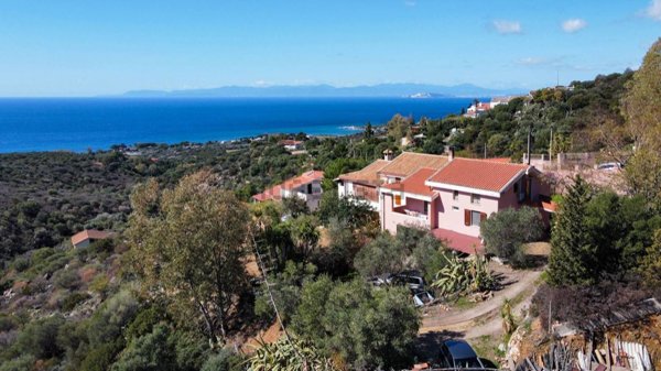 casa indipendente in vendita a Quartu Sant'Elena