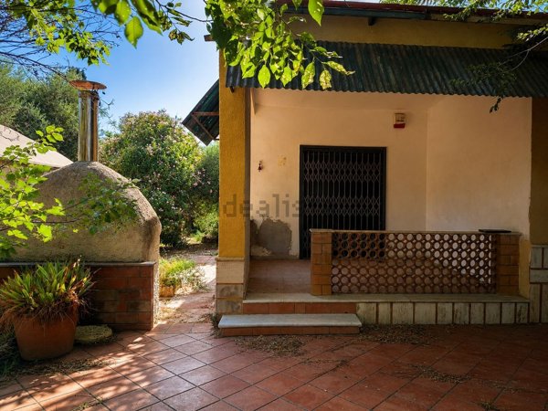 casa indipendente in vendita a Quartu Sant'Elena in zona Flumini di Quartu
