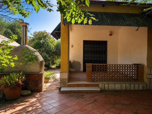 casa indipendente in vendita a Quartu Sant'Elena in zona Flumini di Quartu